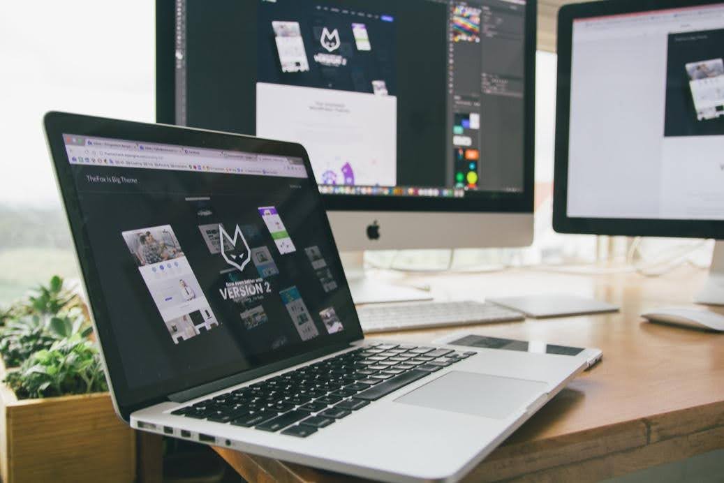 Poor design making valuable marketing content difficult to notice and engage with, highlighting effective digital marketing practices from TechFellow.